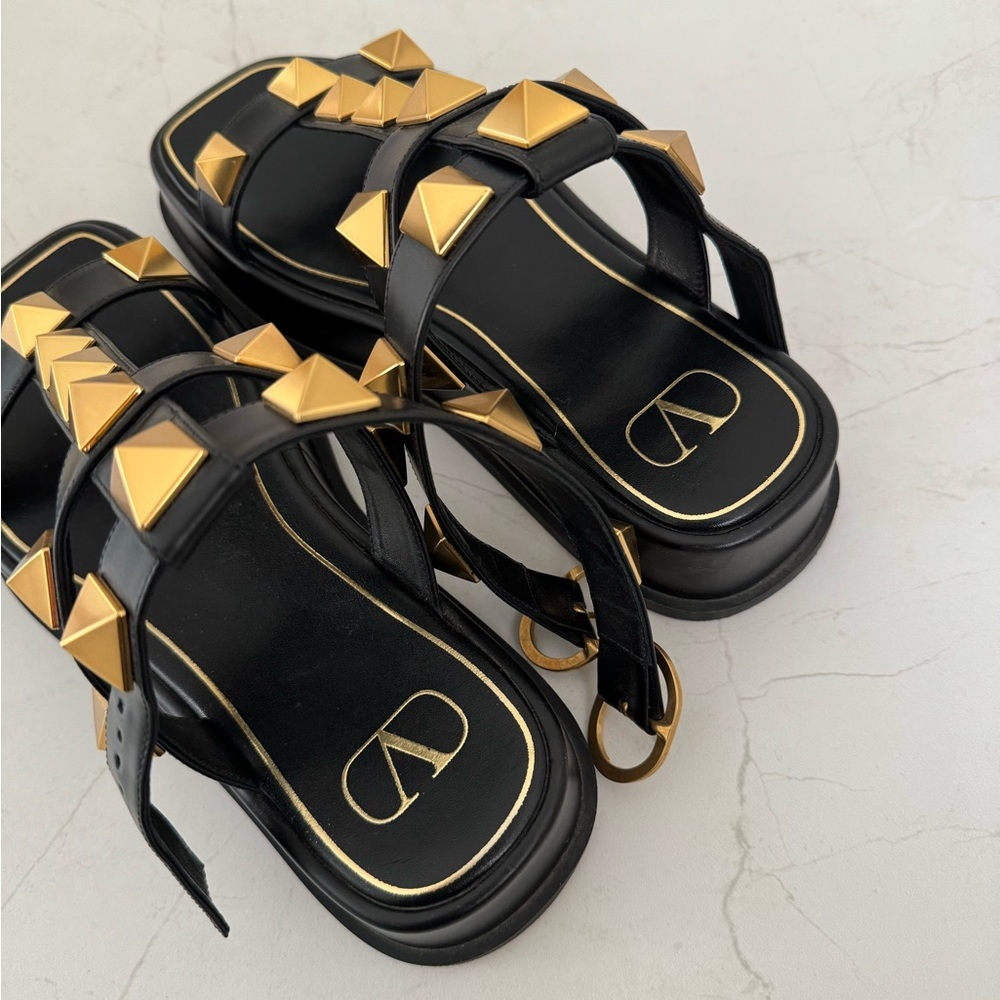 Valentino 38 Gladiator Sandals Like New - Picture 6 of 7